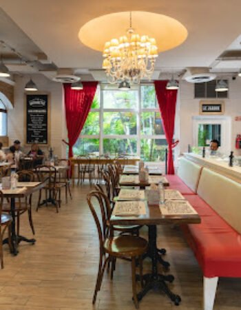 Café Antoinette Cumbres
